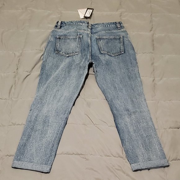 Nasty Gal open knee boyfriend jeans. - Picture 2 of 4